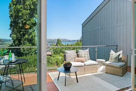Exterior - 86 Marin Ave, Sausalito, CA 94965 photo 3 of 8