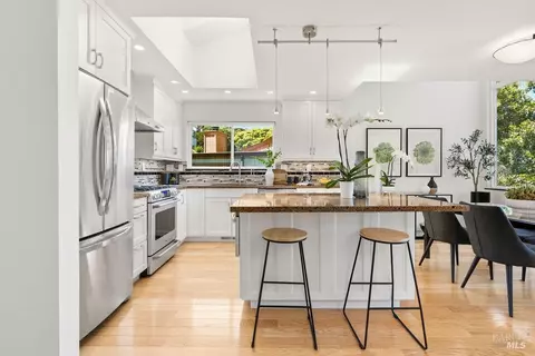 Kitchen - 86 Marin Ave, Sausalito, CA 94965 photo 3 of 3