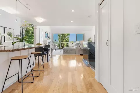 Entry Way - 86 Marin Ave, Sausalito, CA 94965 photo 1 of 1