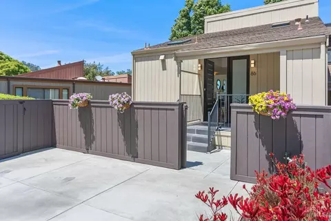 Exterior - 86 Marin Ave, Sausalito, CA 94965 photo 6 of 8