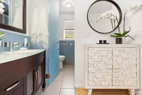 Bath - 86 Marin Ave, Sausalito, CA 94965 photo 2 of 5