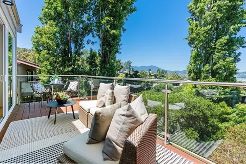 Exterior - 86 Marin Ave, Sausalito, CA 94965 photo 4 of 8