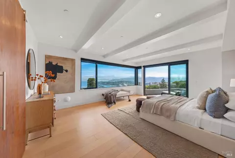 Bedroom - 86 Sugarloaf Dr, Tiburon, CA 94920 photo 1 of 12
