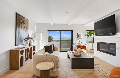 Living - 86 Sugarloaf Dr, Tiburon, CA 94920 photo 6 of 6