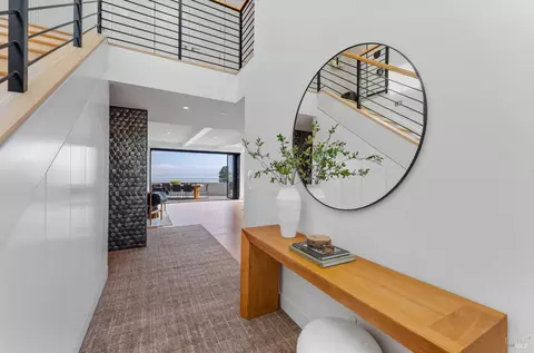 Entry Way - 86 Sugarloaf Dr, Tiburon, CA 94920 photo 4 of 15
