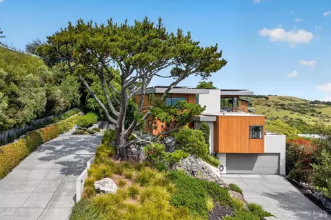 Exterior - 86 Sugarloaf Dr, Tiburon, CA 94920 photo 14 of 15