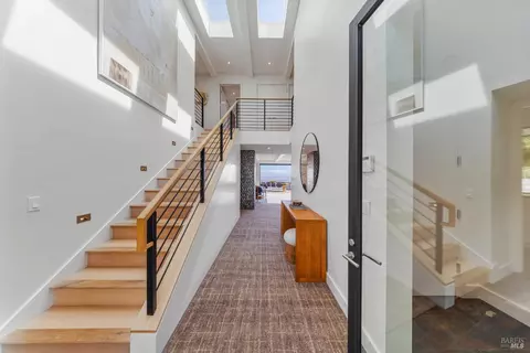 Entry Way - 86 Sugarloaf Dr, Tiburon, CA 94920 photo 2 of 15