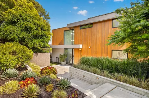 Exterior - 86 Sugarloaf Dr, Tiburon, CA 94920 photo 3 of 15