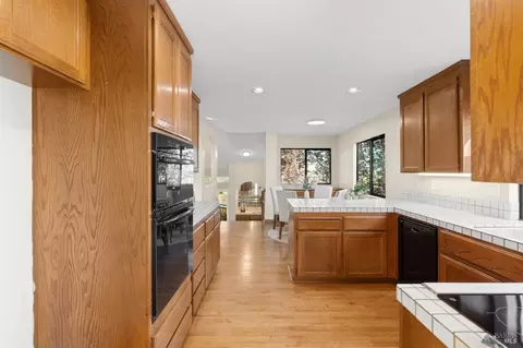 Kitchen - 2209 Ascot Pkwy, Vallejo, CA 94591 photo 1 of 2