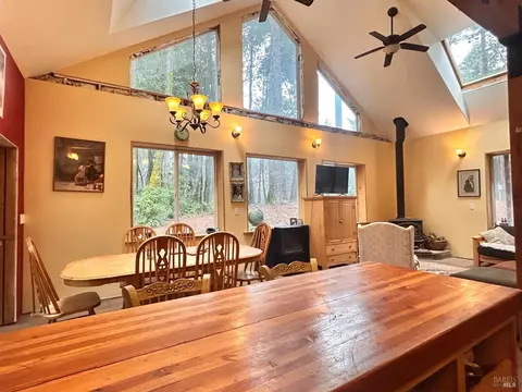 Dining - 29281 Timberline Rd, Willits, CA 95490 photo 4 of 4