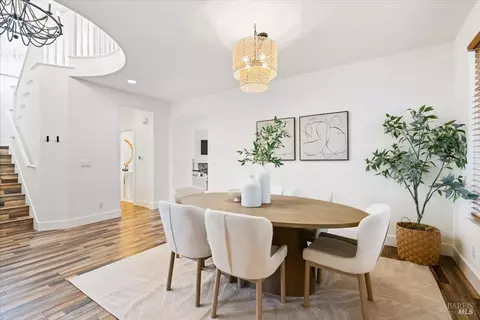 Dining - 1433 Birdie Dr, Windsor, CA 95492 photo 1 of 3