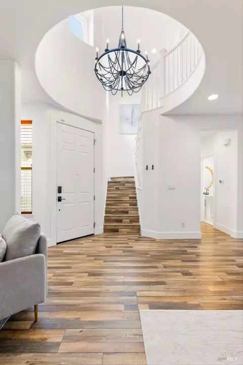 Entry Way - 1433 Birdie Dr, Windsor, CA 95492 photo 2 of 6