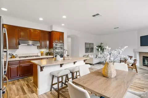 Kitchen - 1433 Birdie Dr, Windsor, CA 95492 photo 1 of 3