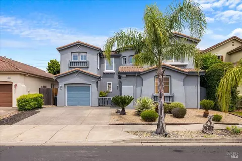 1433 Birdie Dr, Windsor, CA 95492