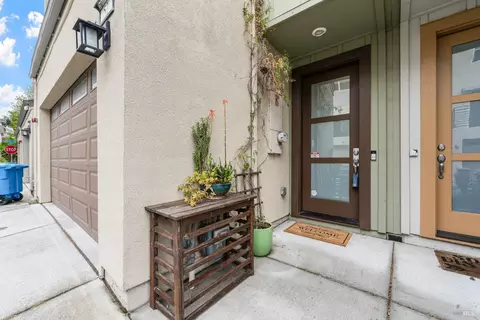 52 Haworth Way, Santa Rosa, CA 95407