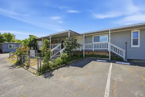 4801 N State St #10, Ukiah, CA 95482