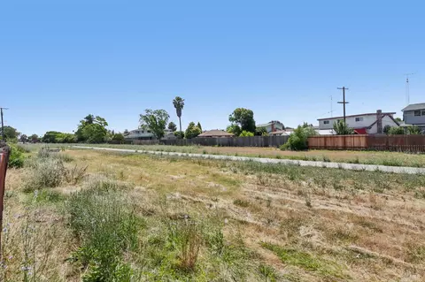 Other - 331 E Pacific Ave, Fairfield, CA 94533 photo 12 of 13