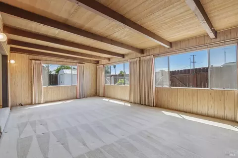 Living - 331 E Pacific Ave, Fairfield, CA 94533 photo 13 of 16