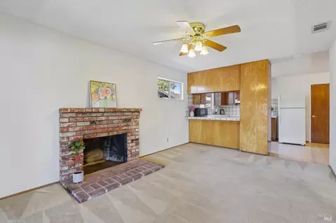 Living - 331 E Pacific Ave, Fairfield, CA 94533 photo 9 of 16