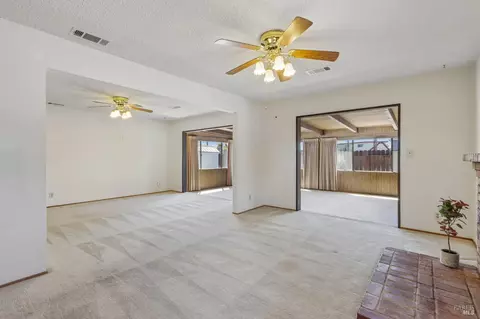 Living - 331 E Pacific Ave, Fairfield, CA 94533 photo 10 of 16