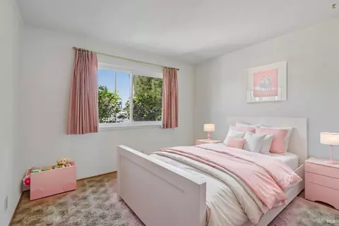 Bedroom - 331 E Pacific Ave, Fairfield, CA 94533 photo 2 of 10