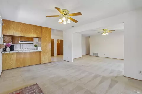 Living - 331 E Pacific Ave, Fairfield, CA 94533 photo 11 of 16