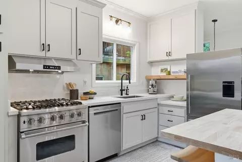 Kitchen - 156 Florence Ave, Mill Valley, CA 94941 photo 3 of 5