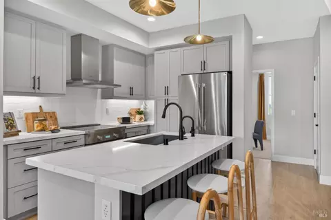 18477 Azul Ln, Morgan Hill, CA 95037