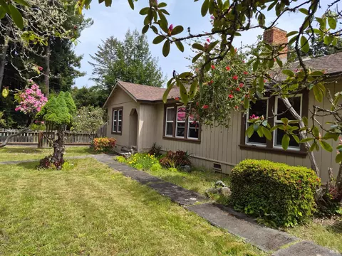 20301 Lyta Way, Fort Bragg, CA 95437