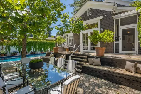 720 Seminary St, Napa, CA 94559