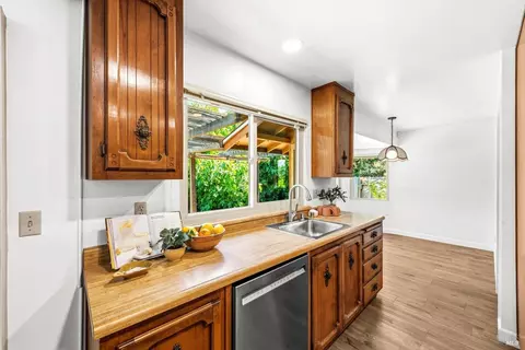 Kitchen - 3012 Chestnut Ct, Fairfield, CA 94533 photo 6 of 9