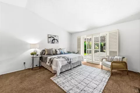 Bedroom - 3012 Chestnut Ct, Fairfield, CA 94533 photo 1 of 9