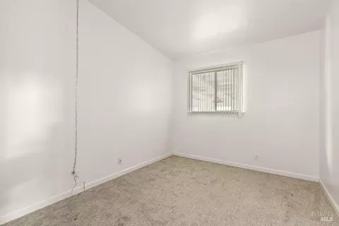 Bedroom - 104 Wedgewood Ct, Vallejo, CA 94591 photo 4 of 4