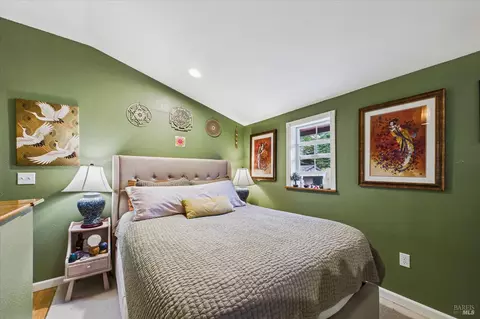 Bedroom - 6483 Rohnerville Rd, Hydesville, CA 95547 photo 7 of 7