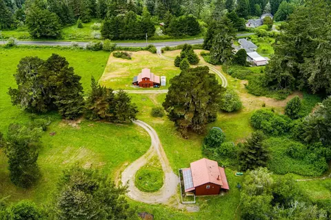 View/Area - 6483 Rohnerville Rd, Hydesville, CA 95547 photo 7 of 14