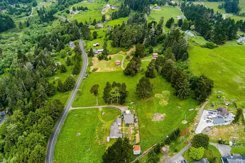 View/Area - 6483 Rohnerville Rd, Hydesville, CA 95547 photo 3 of 14