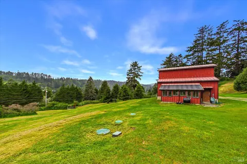 Exterior - 6483 Rohnerville Rd, Hydesville, CA 95547 photo 19 of 21
