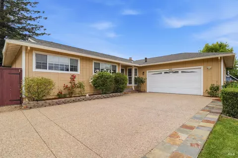 288 San Carlos Way, Novato, CA 94945