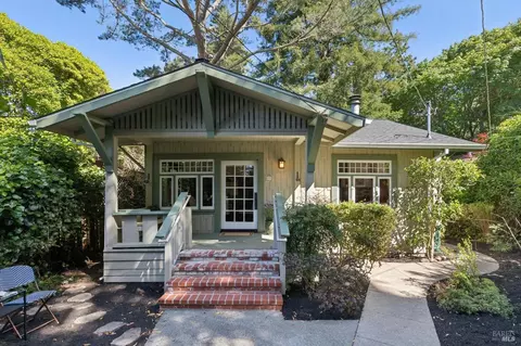 11 Alder Ct, Fairfax, CA 94930