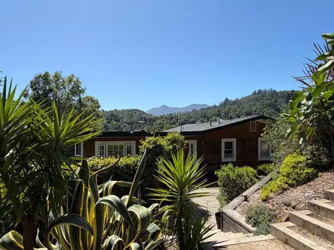 42 Pine Dr, Fairfax, CA 94930