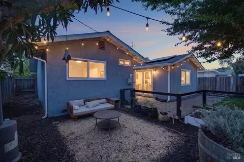 Exterior - 366 Trinity Dr, Vacaville, CA 95687 photo 10 of 10