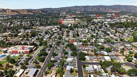 View/Area - 366 Trinity Dr, Vacaville, CA 95687 photo 5 of 7