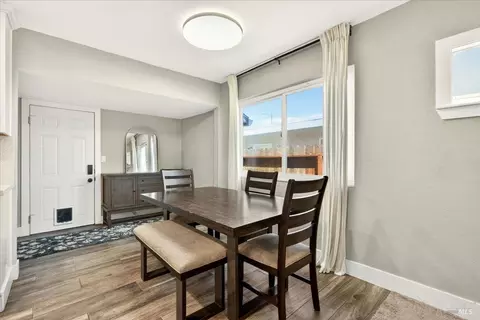 Dining - 366 Trinity Dr, Vacaville, CA 95687 photo 1 of 4