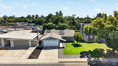View/Area - 366 Trinity Dr, Vacaville, CA 95687 photo 1 of 7