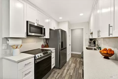 Kitchen - 366 Trinity Dr, Vacaville, CA 95687 photo 1 of 1