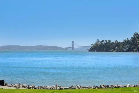 309 Paradise Dr, Tiburon, CA 94920