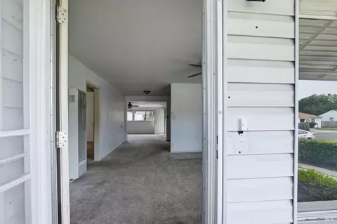 Entry Way - 2408 Alameda St, Vallejo, CA 94590 photo 1 of 3
