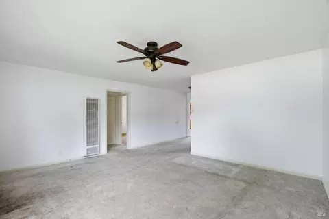 Living - 2408 Alameda St, Vallejo, CA 94590 photo 3 of 8
