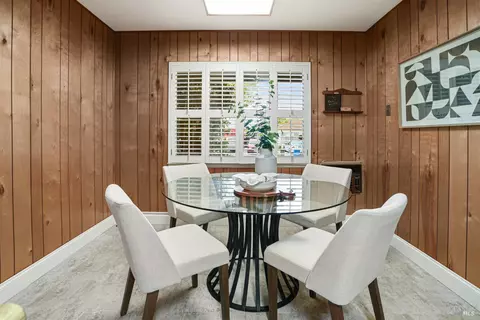 Dining - 638 Oakwood Ave, Vallejo, CA 94591 photo 3 of 3