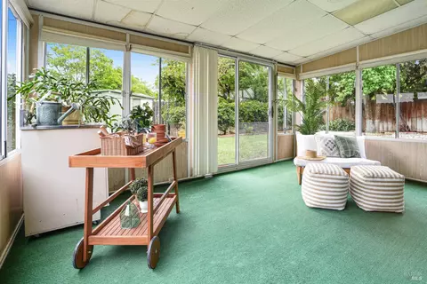 Exterior - 638 Oakwood Ave, Vallejo, CA 94591 photo 4 of 11